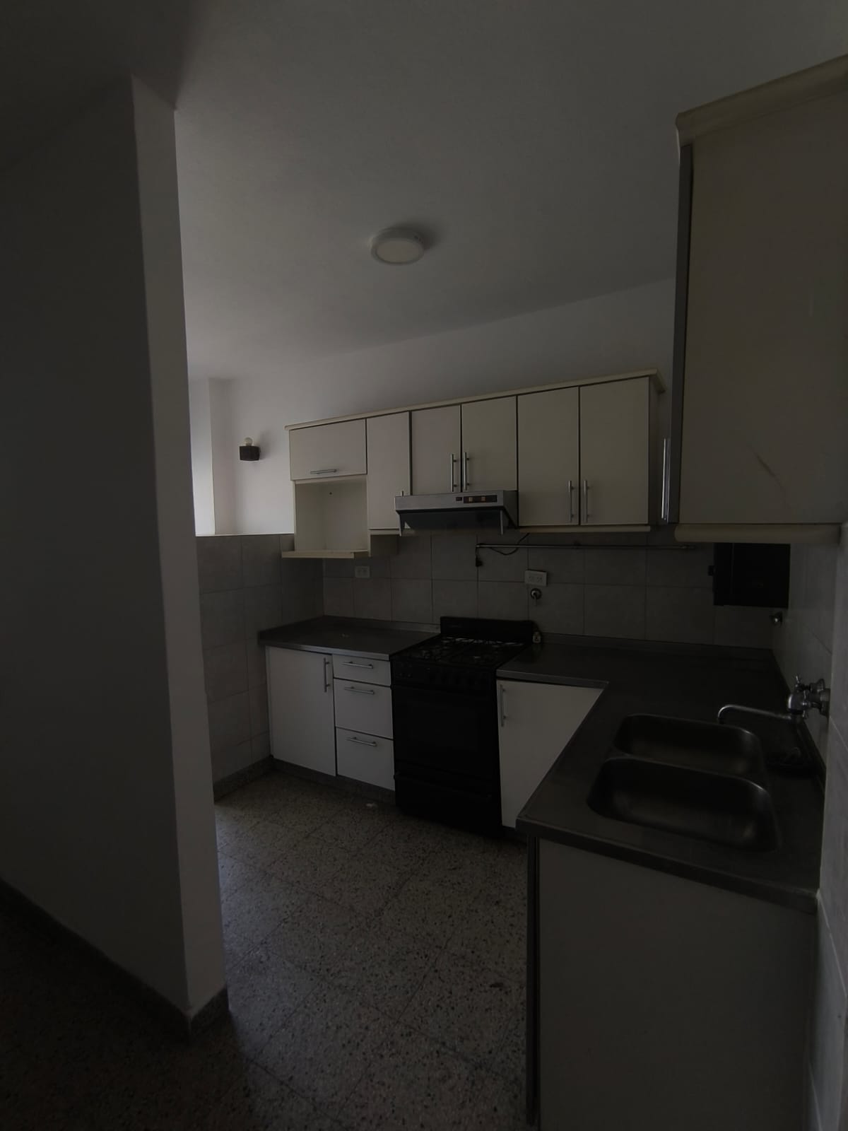 Imagen de la propiedad VENTA – DEPARTAMENTO 3 DORMITORIOS CON COCHERA | APTO CRÉDITO